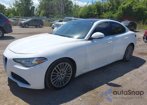 2017 Alfa Romeo Giulia Ti Rwd z USA, uszkodzony, nr VIN ZARFAECN9H7557669